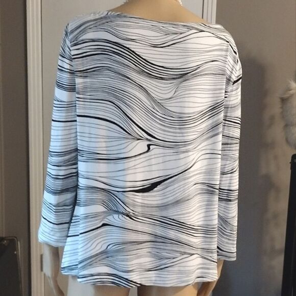 St John Women's Size Large Black and White Wave Striped Long Sleeve Shirt - Picture 3 of 10